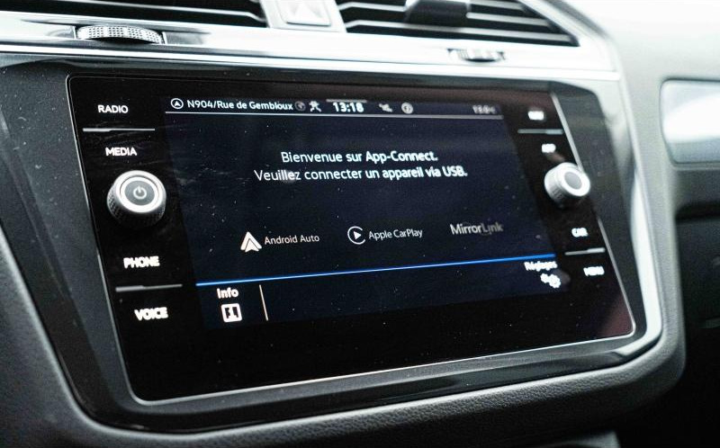 VOLKSWAGEN Tiguan VOLKSWAGEN Tiguan