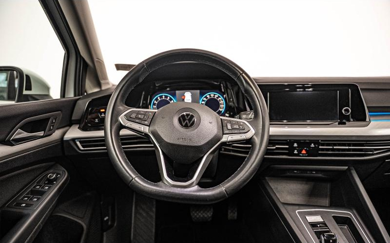 VOLKSWAGEN Golf VOLKSWAGEN Golf