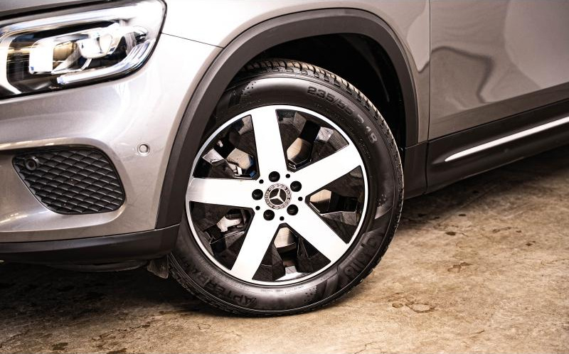 MERCEDES-BENZ GLB MERCEDES-BENZ GLB