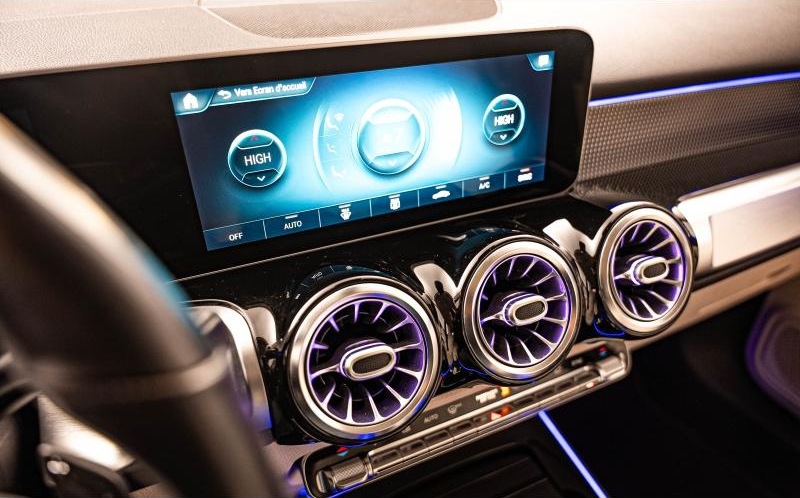 MERCEDES-BENZ GLB MERCEDES-BENZ GLB