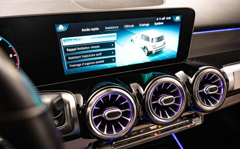 MERCEDES-BENZ GLB MERCEDES-BENZ GLB