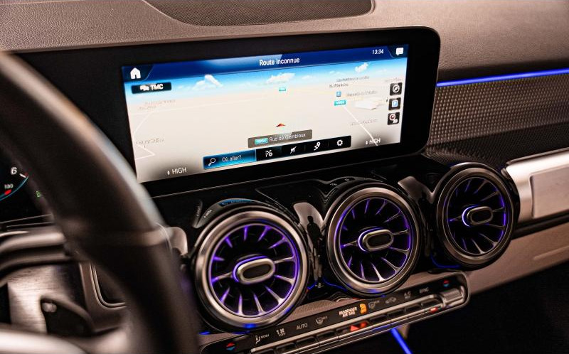 MERCEDES-BENZ GLB MERCEDES-BENZ GLB