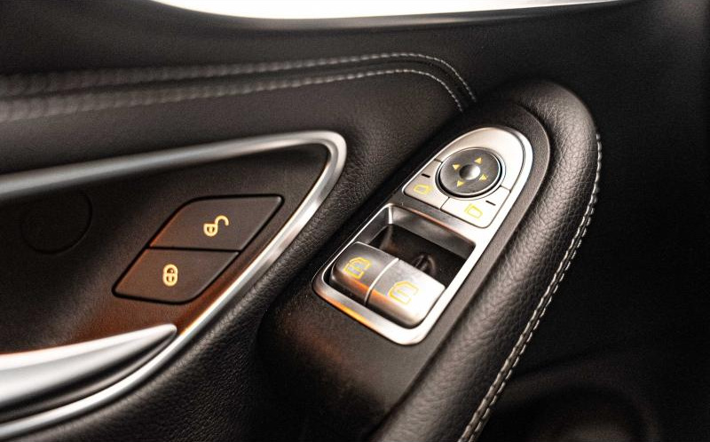 MERCEDES-BENZ Classe C Coupé MERCEDES-BENZ Classe C Coupé