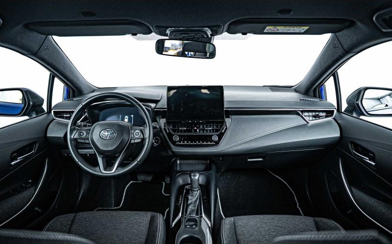 TOYOTA Corolla Touring Spt