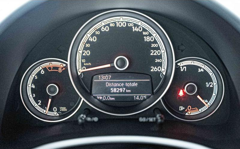 VOLKSWAGEN Coccinelle