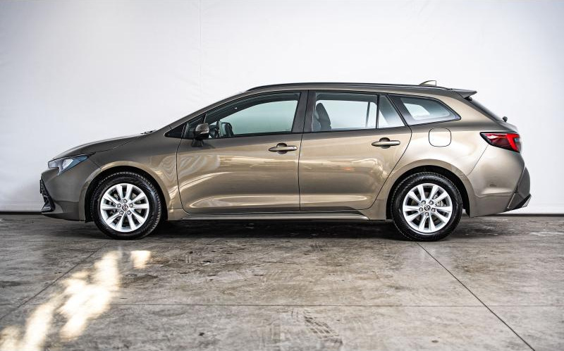 TOYOTA Corolla Touring Spt