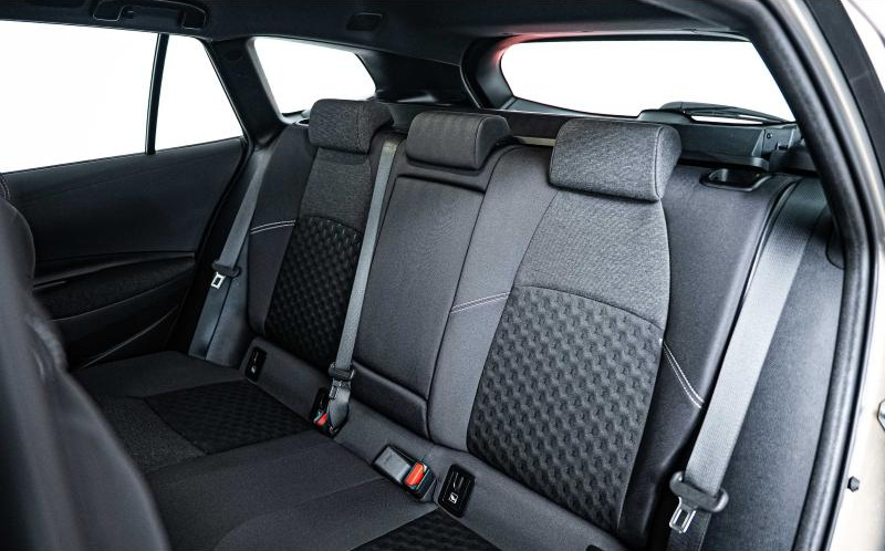 TOYOTA Corolla Touring Spt