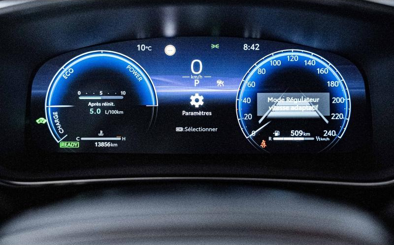 TOYOTA Corolla Touring Spt