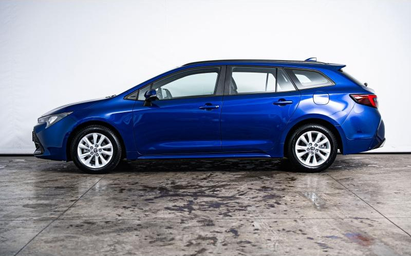 TOYOTA Corolla Touring Spt