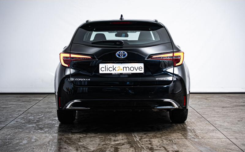 TOYOTA Corolla Touring Spt