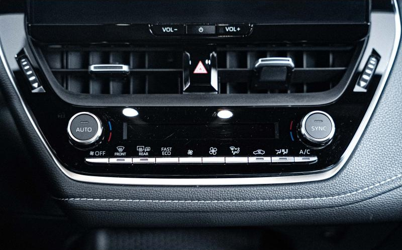 TOYOTA Corolla Touring Spt