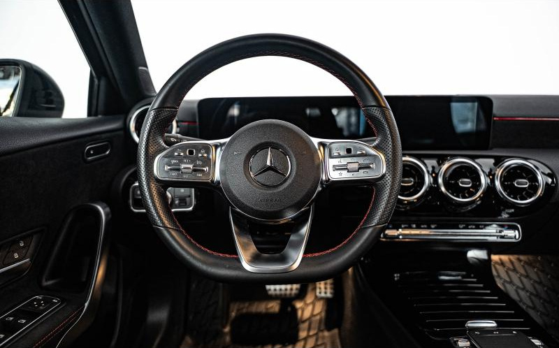 MERCEDES-BENZ Classe A