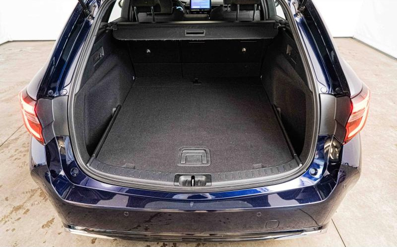 TOYOTA Corolla Touring Spt