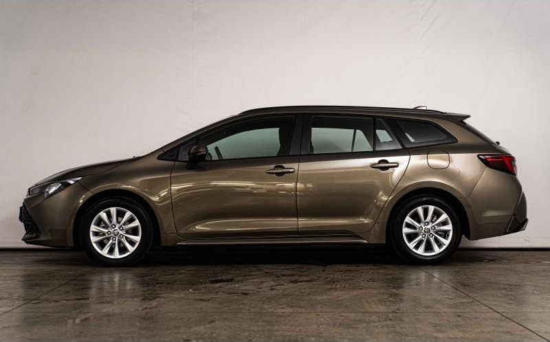TOYOTA Corolla Touring Spt
