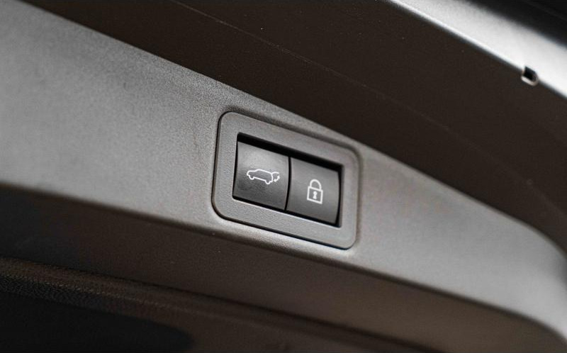 TOYOTA Corolla Touring Spt