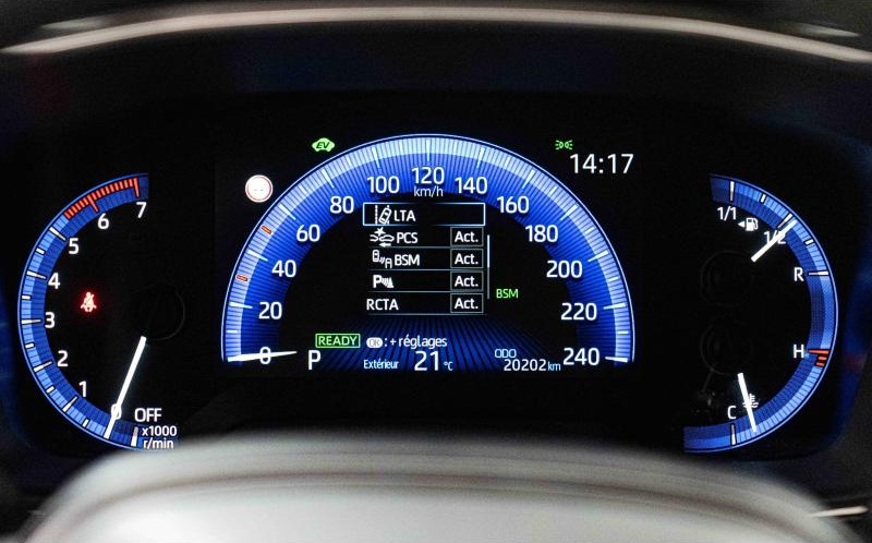 TOYOTA Corolla Touring Spt