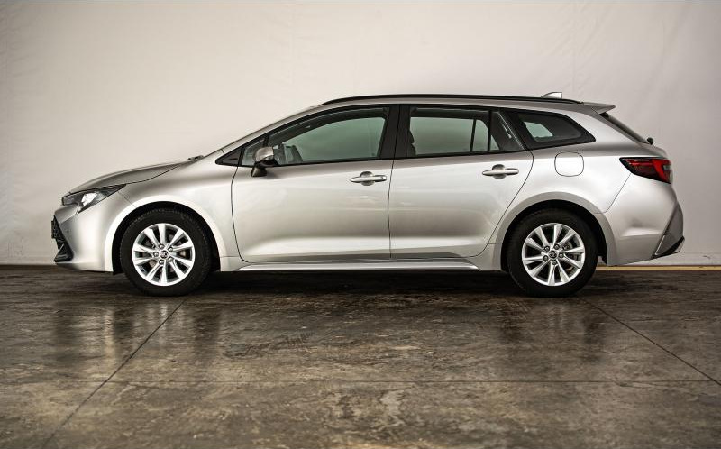 TOYOTA Corolla Touring Spt