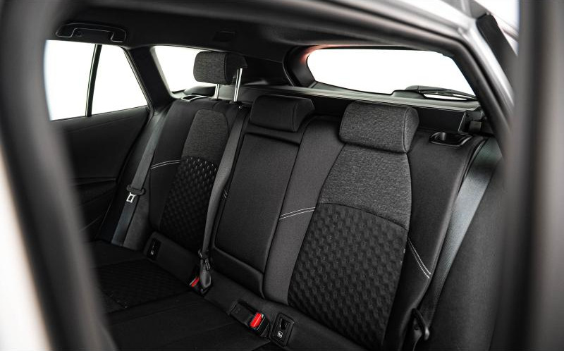 TOYOTA Corolla Touring Spt