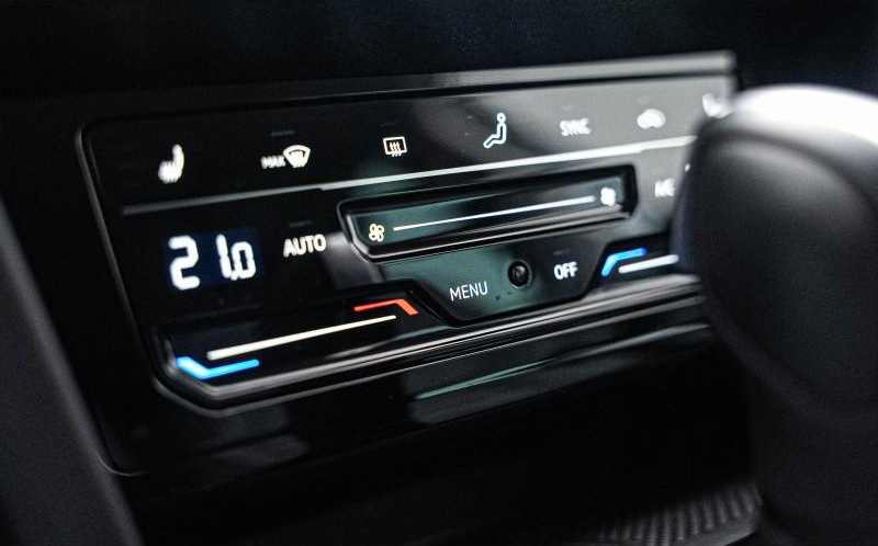 VOLKSWAGEN Passat SW