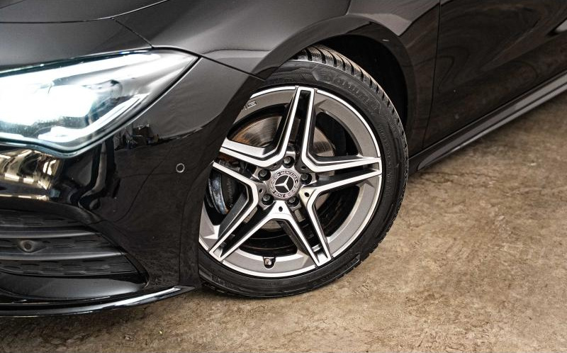 MERCEDES-BENZ CLA Shooting Brake