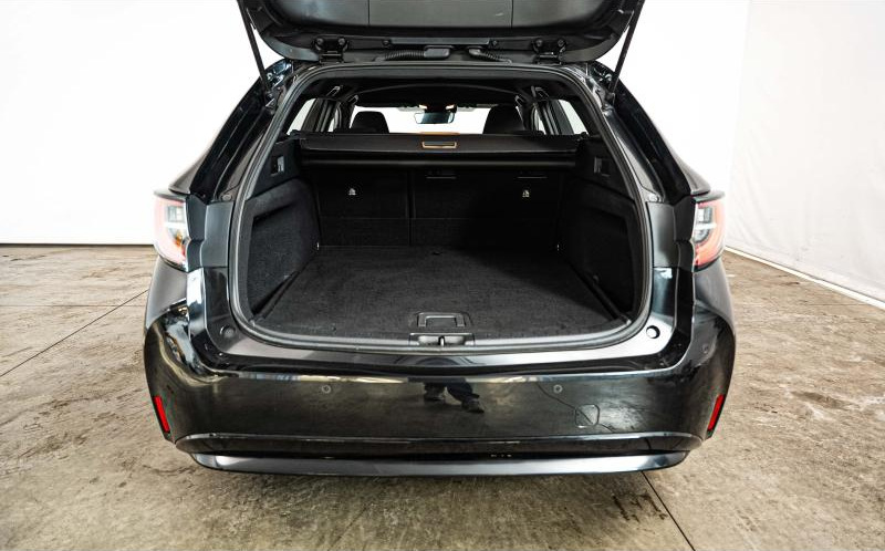 TOYOTA Corolla Touring Spt