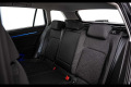 VOLKSWAGEN Golf SW