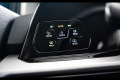 VOLKSWAGEN Golf SW