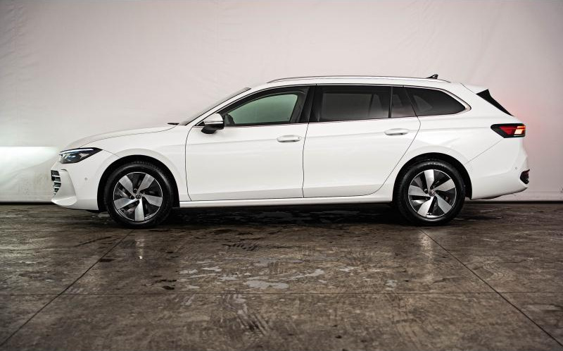 VOLKSWAGEN Passat SW VOLKSWAGEN Passat SW