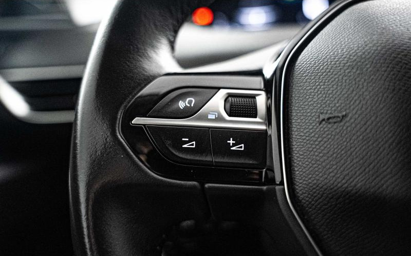 PEUGEOT 5008 PEUGEOT 5008