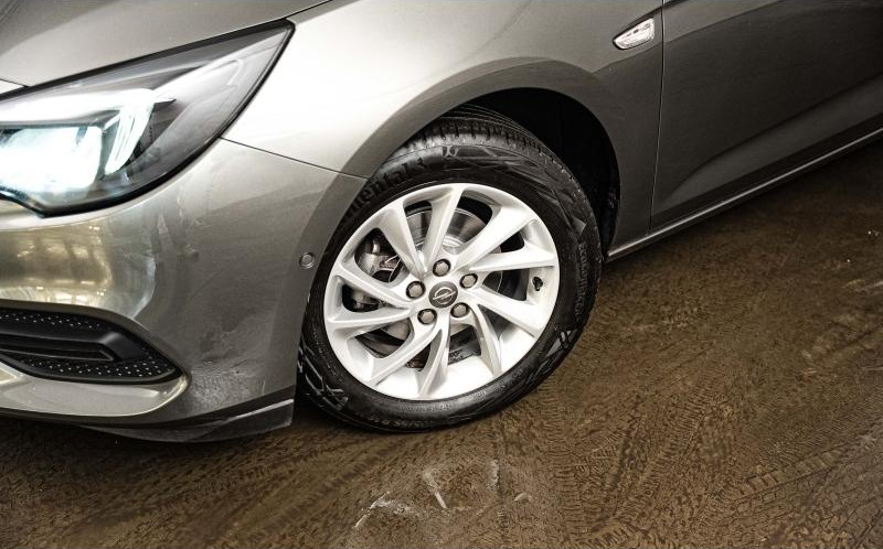 OPEL Astra Sports Tourer OPEL Astra Sports Tourer