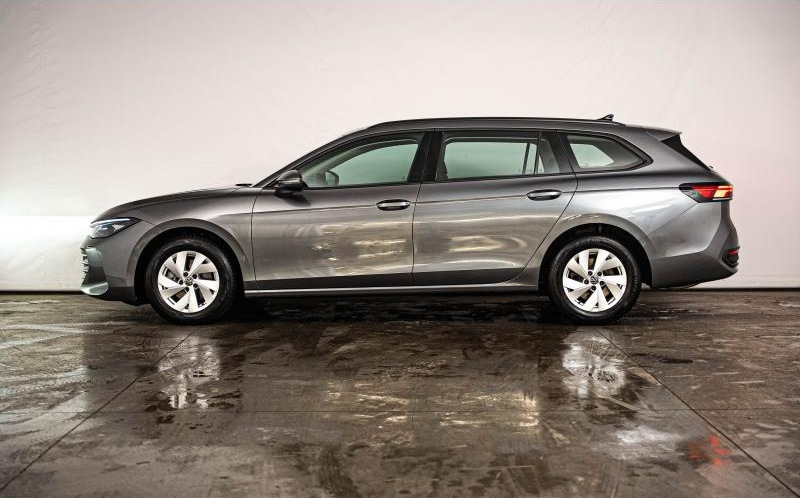 VOLKSWAGEN Passat SW