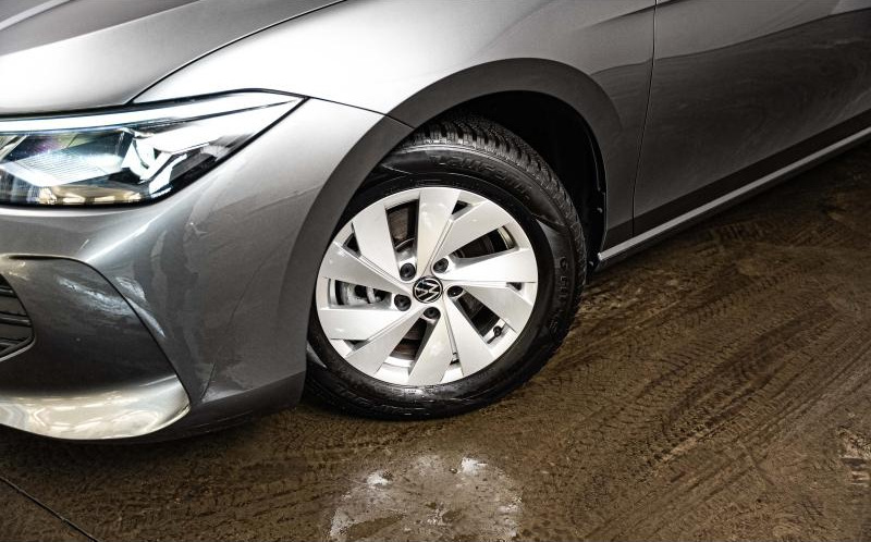 VOLKSWAGEN Passat SW