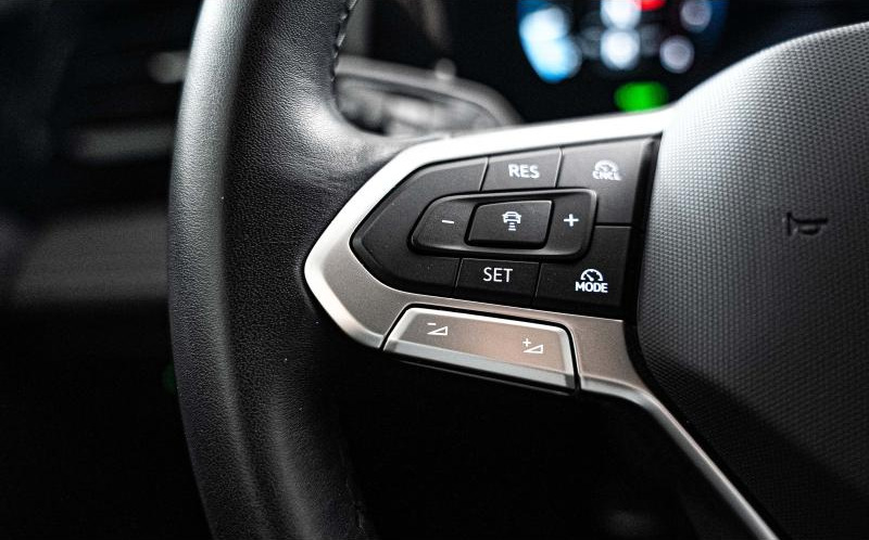 VOLKSWAGEN Passat SW