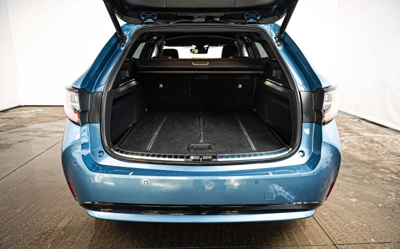 TOYOTA Corolla Touring Spt