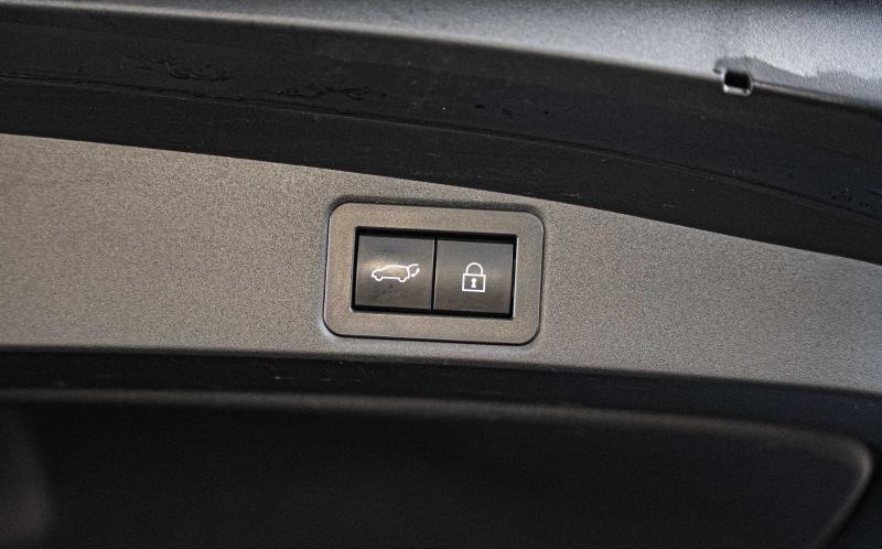 TOYOTA Corolla Touring Spt