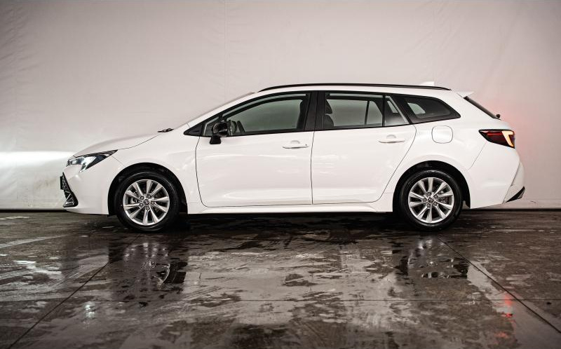TOYOTA Corolla Touring Spt
