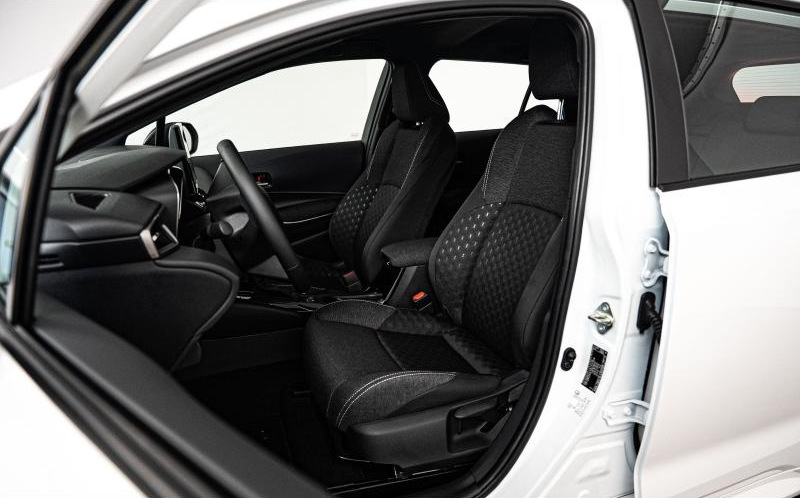 TOYOTA Corolla Touring Spt