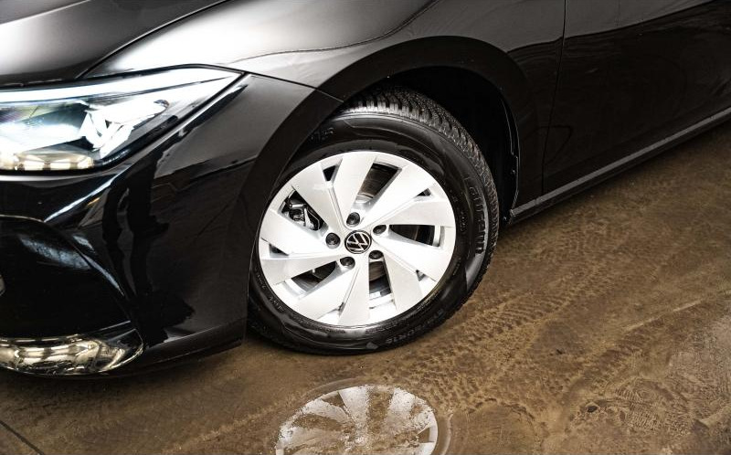 VOLKSWAGEN Passat SW