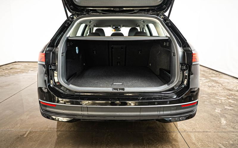 VOLKSWAGEN Passat SW