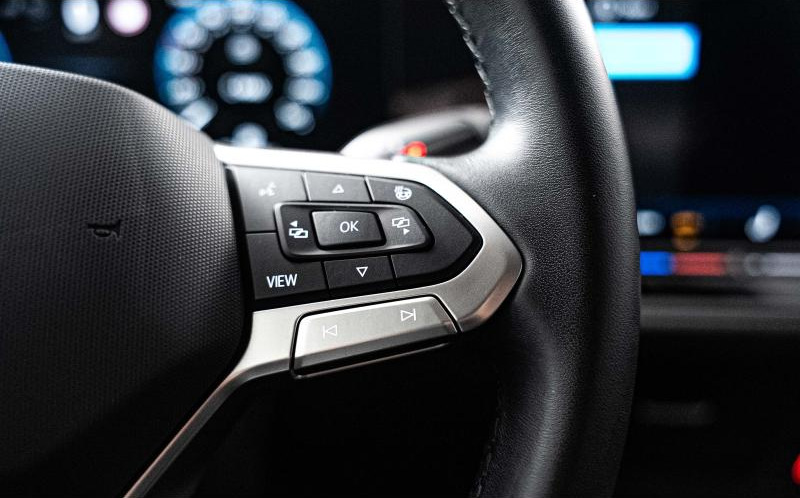 VOLKSWAGEN Passat SW