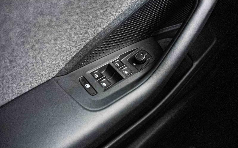 VOLKSWAGEN Passat SW