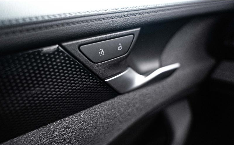 VOLKSWAGEN Passat SW