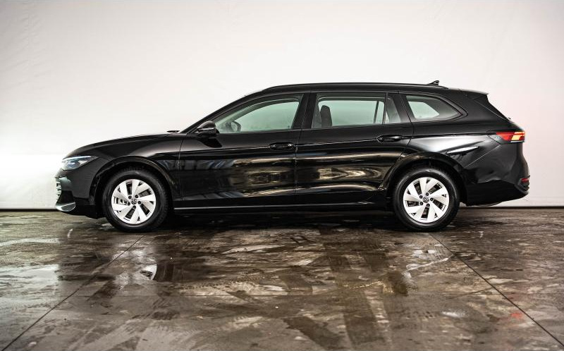 VOLKSWAGEN Passat SW