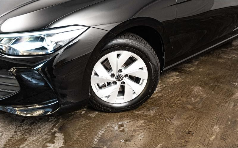 VOLKSWAGEN Passat SW