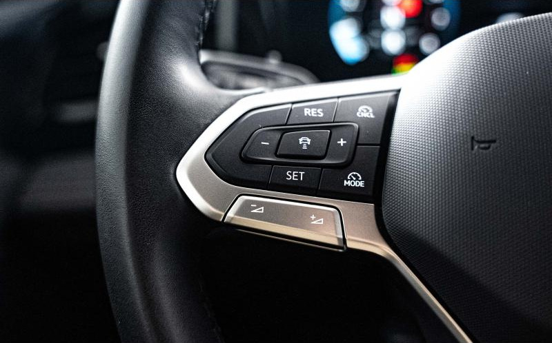 VOLKSWAGEN Passat SW