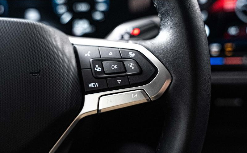 VOLKSWAGEN Passat SW