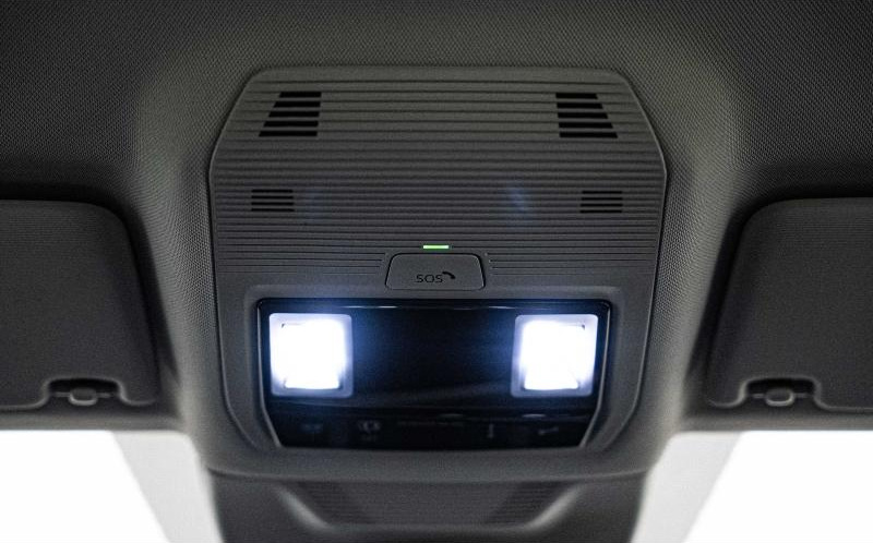 VOLKSWAGEN Passat SW