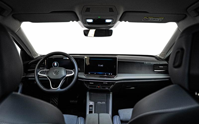 VOLKSWAGEN Passat SW