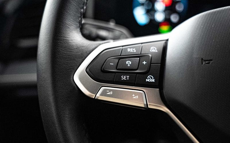 VOLKSWAGEN Passat SW