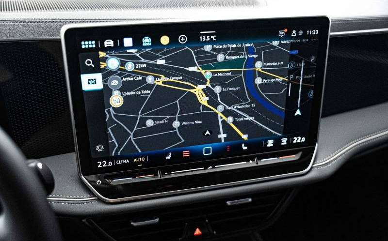 VOLKSWAGEN Passat SW